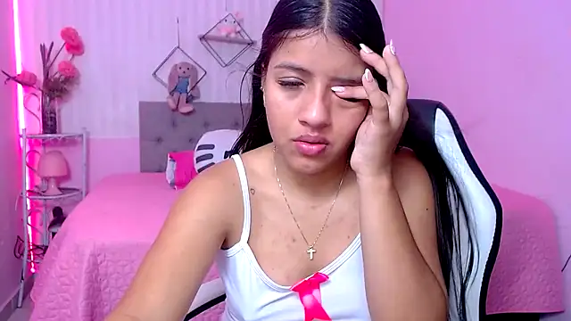 zara cute online show from April 2026 12:18:01 PM