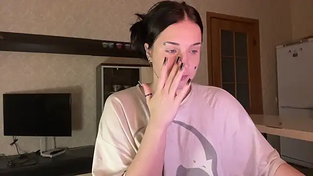 Snapshot of VelvetNote chatting on November 2025 01:33:02 PM VelvetNote online show from November 2025 01:33:02 PM