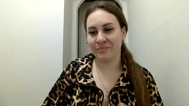 Snapshot of MeadowEyes chatting on February 2026 11:14:02 PM MeadowEyes online show from February 2026 11:14:02 PM