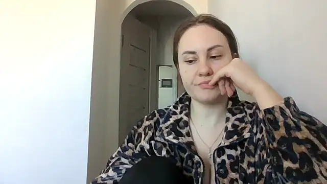 Snapshot of MeadowEyes chatting on March 2026 09:48:02 AM MeadowEyes online show from March 2026 09:48:02 AM