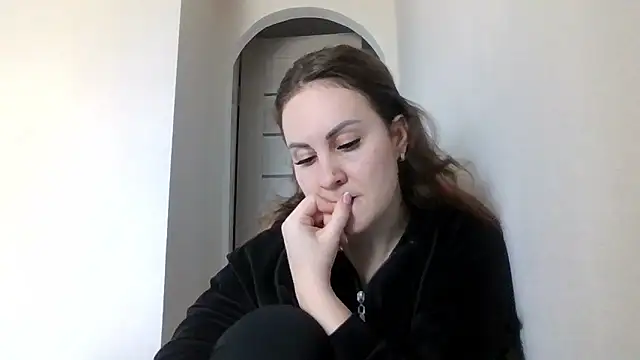 Snapshot of MeadowEyes chatting on March 2026 01:22:02 PM MeadowEyes online show from March 2026 01:22:02 PM