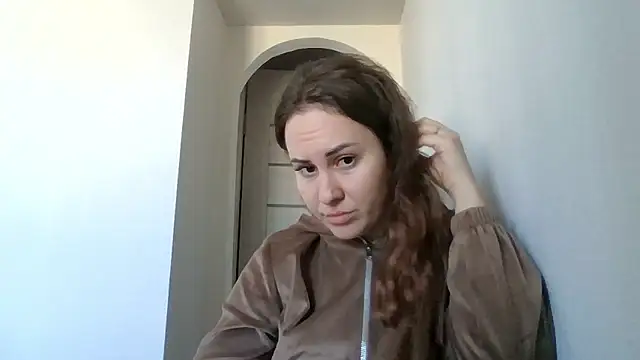 Snapshot of MeadowEyes chatting on April 2026 02:01:02 PM MeadowEyes online show from April 2026 02:01:02 PM