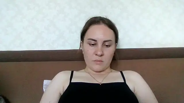 Snapshot of MeadowEyes chatting on June 2026 03:02:01 PM MeadowEyes online show from June 2026 03:02:01 PM