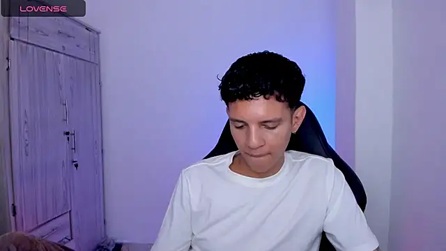 tylernova online show from June 2026 06:52:02 AM