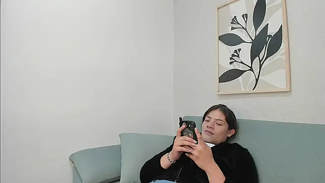 Snapshot of KassMonroe chatting on June 2026 08:01:02 PM KassMonroe online show from June 2026 08:01:02 PM