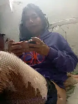 Snapshot of Adriana_20 chatting on November 2025 03:16:01 AM Adriana 20 online show from November 2025 03:16:01 AM