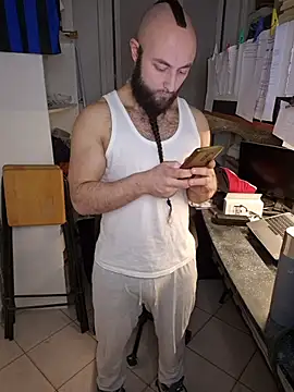 BeppeRagnar online show from March 2026 01:38:01 PM