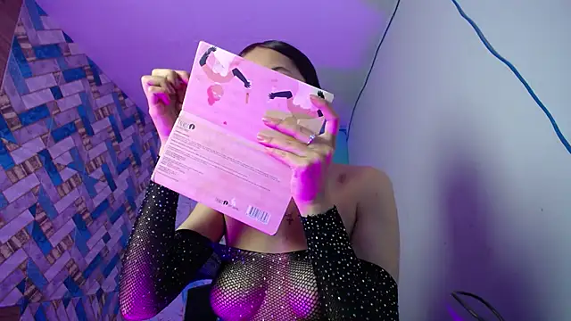 celeste solis online show from November 2025 08:43:01 PM