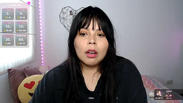EllieMoonX online show from June 2026 09:49:01 PM