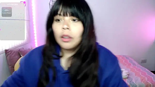 EllieMoonX online show from July 2026 10:47:02 PM
