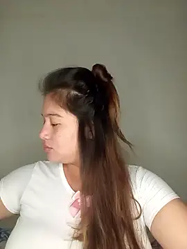 Snapshot of Natacha_02 chatting on January 2026 08:05:02 AM Natacha 02 online show from January 2026 08:05:02 AM