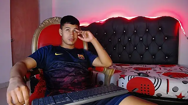 Bastian Joness online show from October 2025 03:18:02 AM