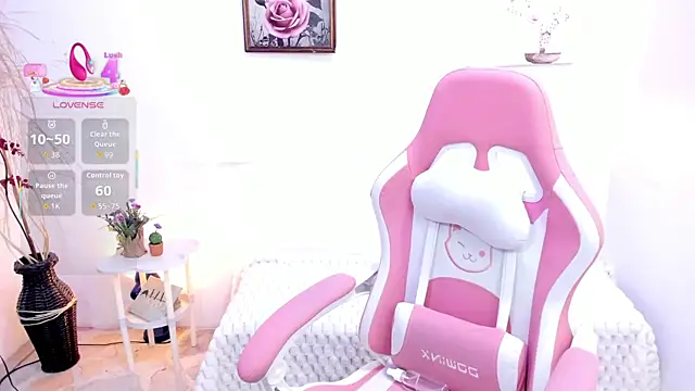 EmmaMyers1 online show from July 2026 10:58:02 PM