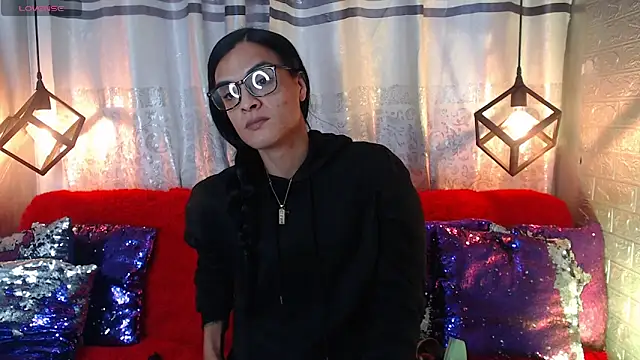 ZAMMIRA online show from March 2026 01:04:02 PM