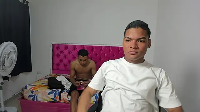 isaac master77 online show from February 2026 07:29:02 PM