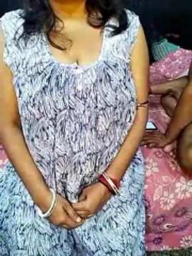 modhu82 online show from November 2025 07:41:02 PM