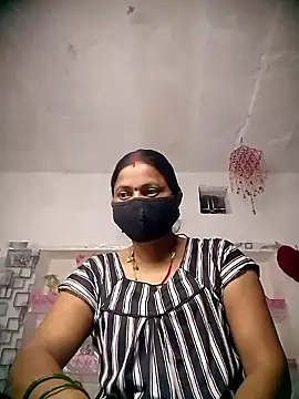 Snapshot of Q_rekha chatting on October 2025 09:25:02 PM Q rekha online show from October 2025 09:25:02 PM
