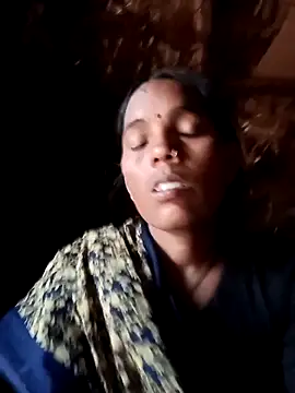 Cutsedi3 online show from October 2025 10:43:02 AM