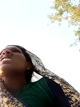 Cutsedi3 online show from November 2025 11:21:02 AM