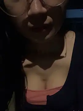 Winona88 online show from October 2025 12:28:02 PM