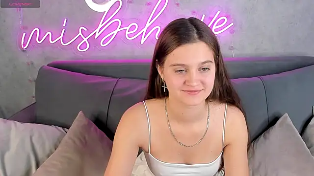 Renesmy Black online show from October 2025 01:09:01 AM