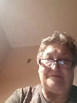 Katherine735 online show from November 2025 09:51:02 PM