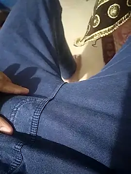 Snapshot of desiboysurya chatting on October 2025 09:00:01 AM desiboysurya online show from October 2025 09:00:01 AM