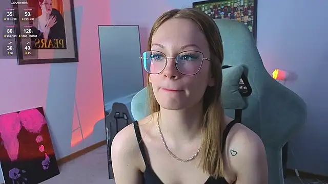 Edlin gail online show from November 2025 04:33:02 AM