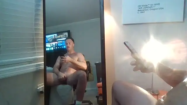 Hammer1128 online show from March 2026 04:38:02 AM