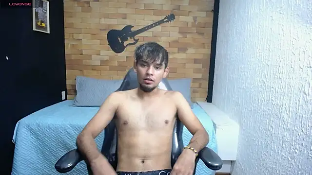 Snapshot of Kail_nil chatting on November 2025 02:43:02 AM Kail nil online show from November 2025 02:43:02 AM