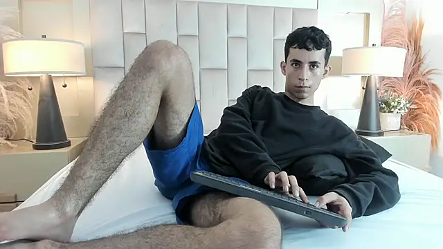 Zahir Ashar online show from March 2026 12:06:02 AM