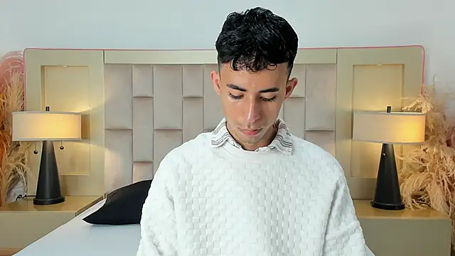 Zahir Ashar online show from April 2026 12:52:02 PM