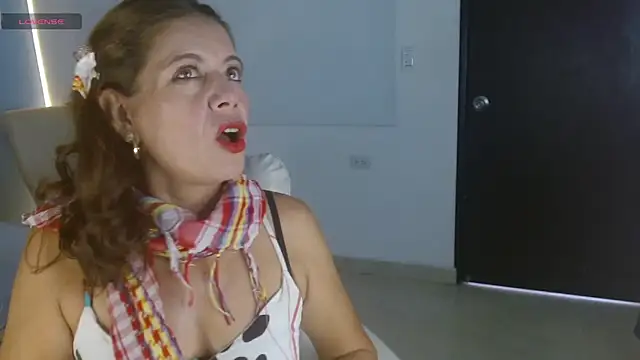 Snapshot of channelsmith_55 chatting on November 2025 01:21:02 PM channelsmith 55 online show from November 2025 01:21:02 PM