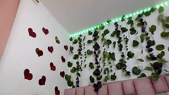 abby moss 2 online show from April 2026 06:10:01 PM