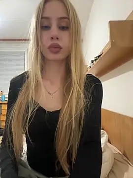 Snapshot of JudithCarly chatting on December 2025 10:17:02 PM JudithCarly online show from December 2025 10:17:02 PM