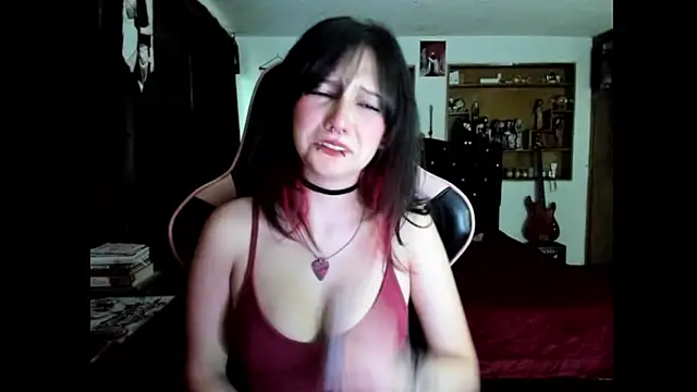 Maki Zein  online show from April 2026 11:13:02 PM