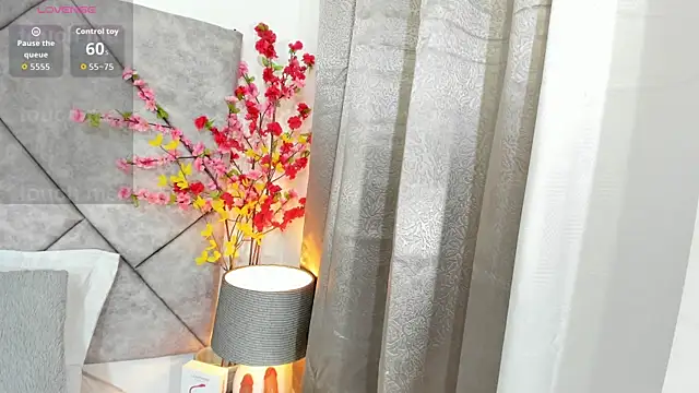  naylaa  online show from April 2026 03:09:02 AM