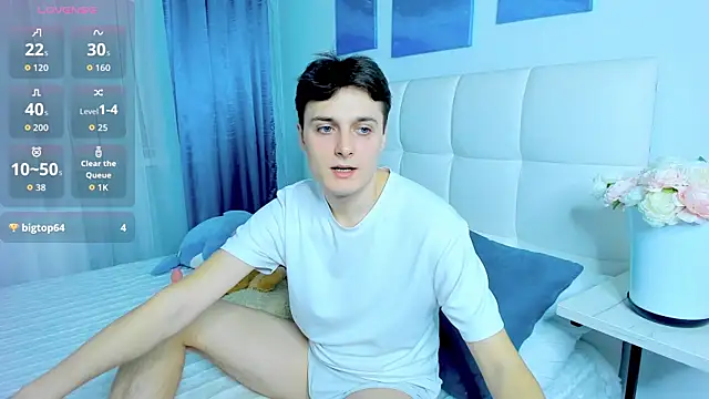 GGimperator  online show from November 2025 10:32:02 AM