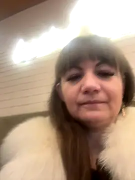 Butterfly8385 online show from December 2025 08:21:01 AM