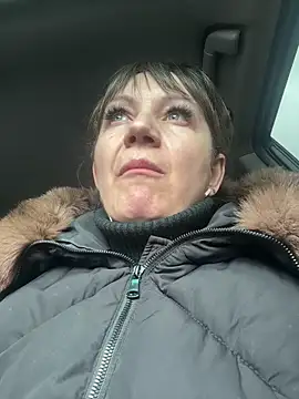 Butterfly8385 online show from April 2026 10:41:02 AM