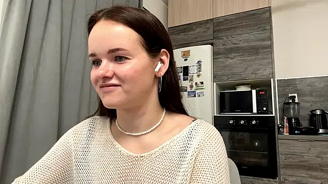 WalterGirlcute online show from October 2025 02:38:02 PM