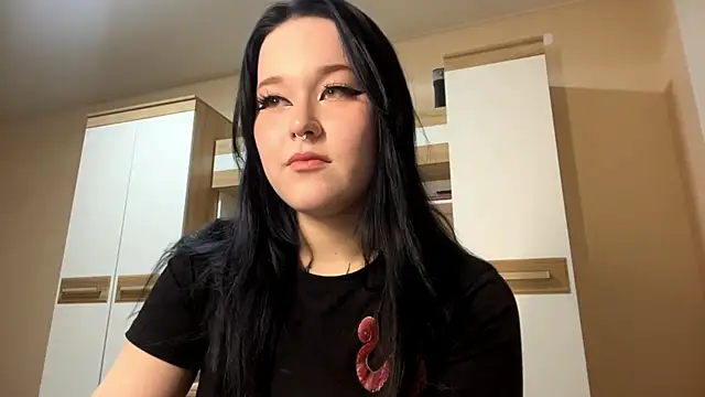 KristenGoodmon online show from October 2025 09:19:02 AM