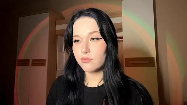 KristenGoodmon online show from October 2025 10:48:02 AM