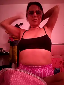 Snapshot of Soffy76 chatting on October 2025 01:56:02 PM Soffy76 online show from October 2025 01:56:02 PM