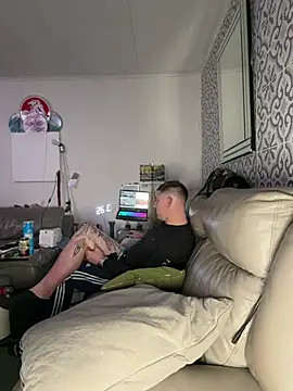 jayylizz69 online show from April 2026 07:37:01 PM