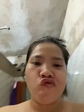 Snapshot of anne_baby2k chatting on May 2026 11:26:02 AM anne baby2k online show from May 2026 11:26:02 AM