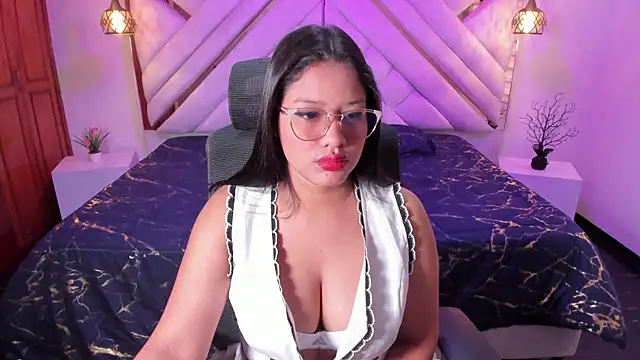 natachacole online show from October 2025 11:22:02 AM