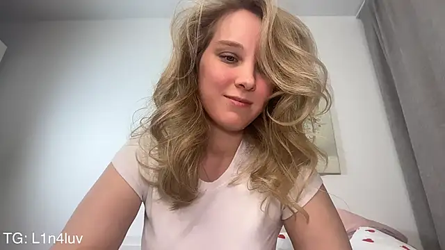 AIicaparkerc online show from March 2026 05:18:02 PM