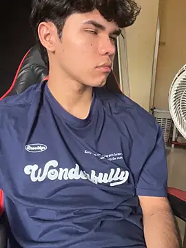 Im Camii online show from November 2025 06:50:02 PM