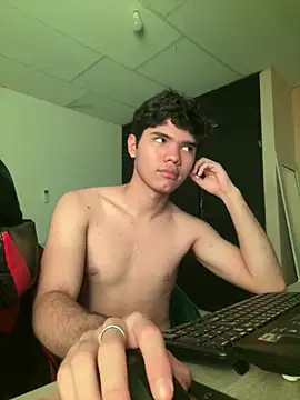 Im Camii online show from March 2026 07:38:01 PM